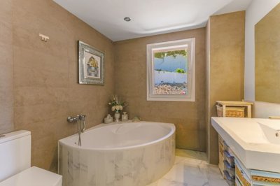 1989-villa-for-sale-in-javea-51653-large