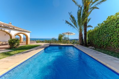 1988-villa-for-sale-in-javea-51602-large