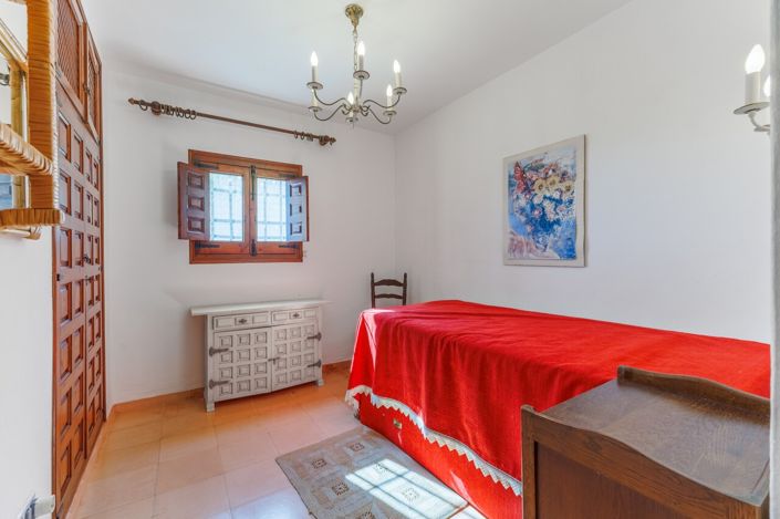 Image No.20-4 Bed Villa for sale