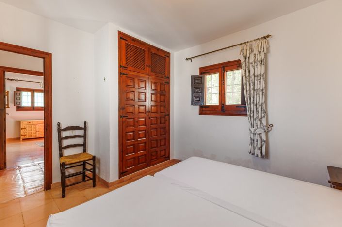 Image No.21-4 Bed Villa for sale