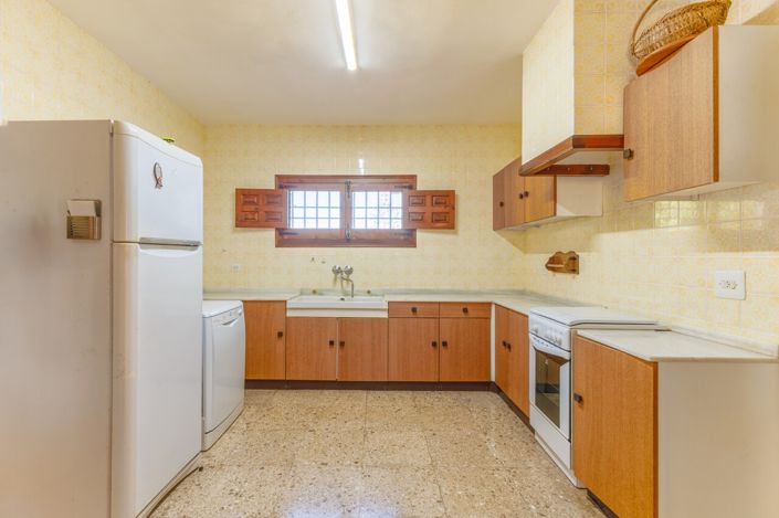 Image No.6-4 Bed Villa for sale