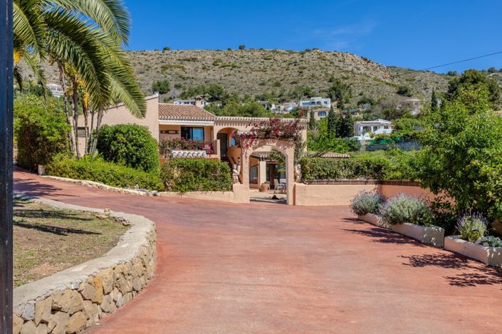 Image No.11-4 Bed Villa for sale