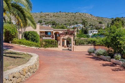 1990-villa-for-sale-in-javea-51710-large