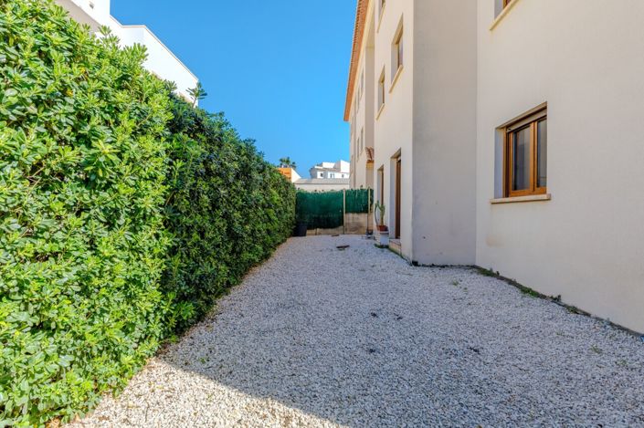 Image No.17-3 Bed Apartment for sale