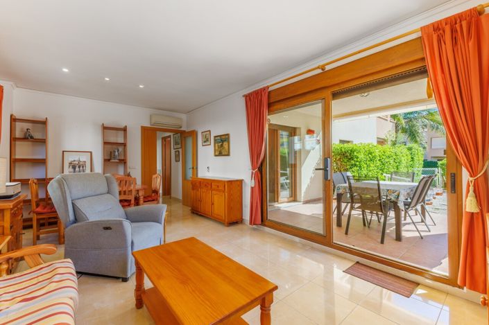 Image No.21-3 Bed Apartment for sale