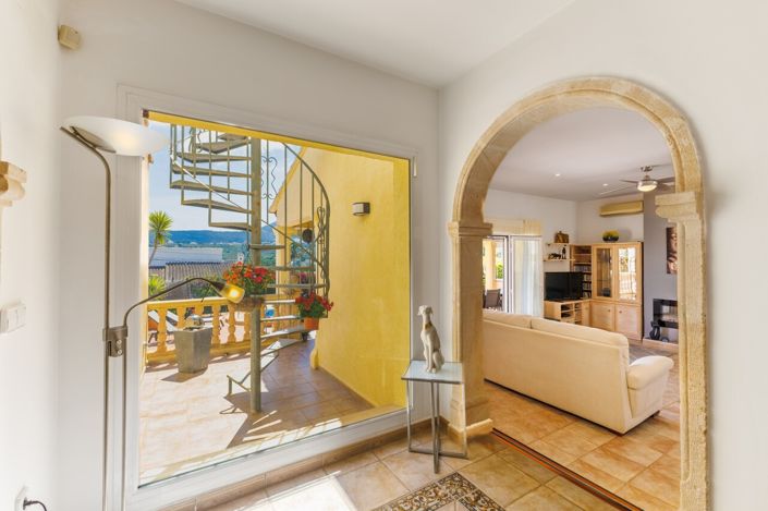 Image No.11-3 Bed Villa for sale