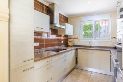 1992-villa-for-sale-in-benitachell-51958-larg