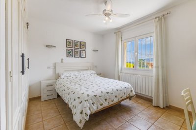1992-villa-for-sale-in-benitachell-51953-larg