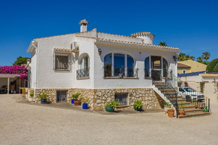Image No.3-4 Bed Villa for sale