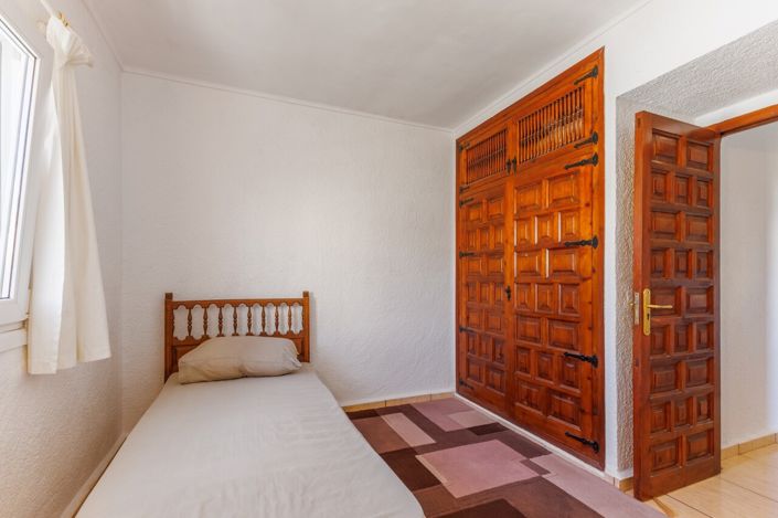 Image No.22-4 Bed Villa for sale