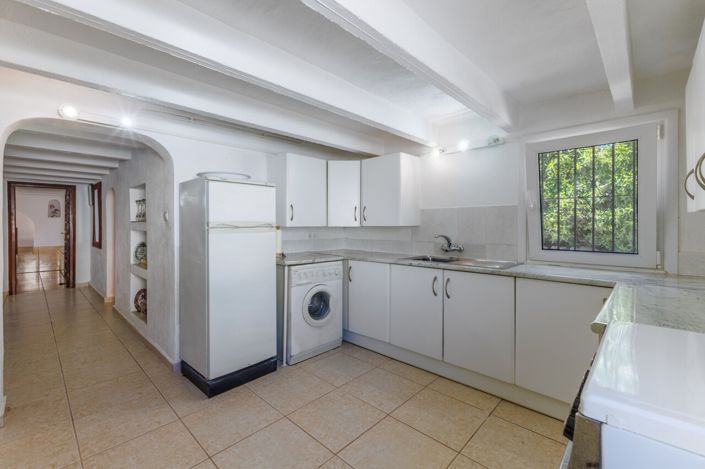 Image No.24-4 Bed Villa for sale