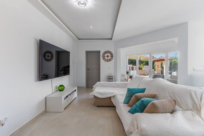 Image No.22-6 Bed Villa for sale