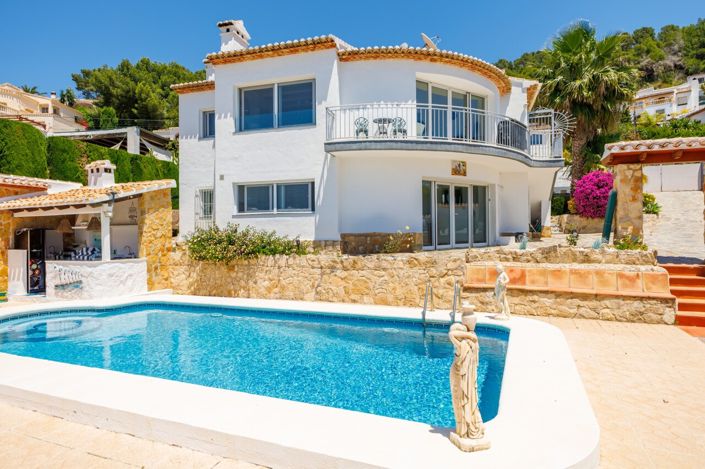 Image No.30-6 Bed Villa for sale