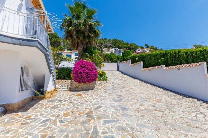 Image No.44-6 Bed Villa for sale