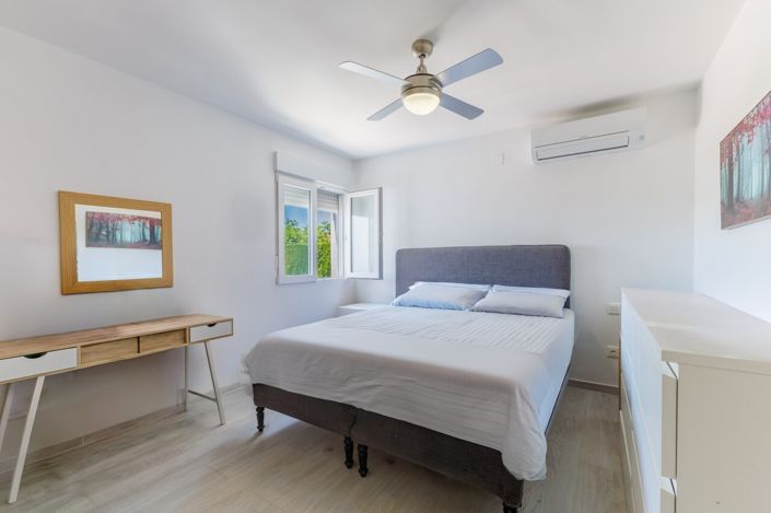 Image No.6-6 Bed Villa for sale