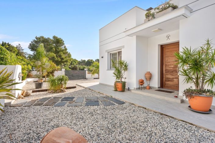 Image No.15-5 Bed Villa for sale