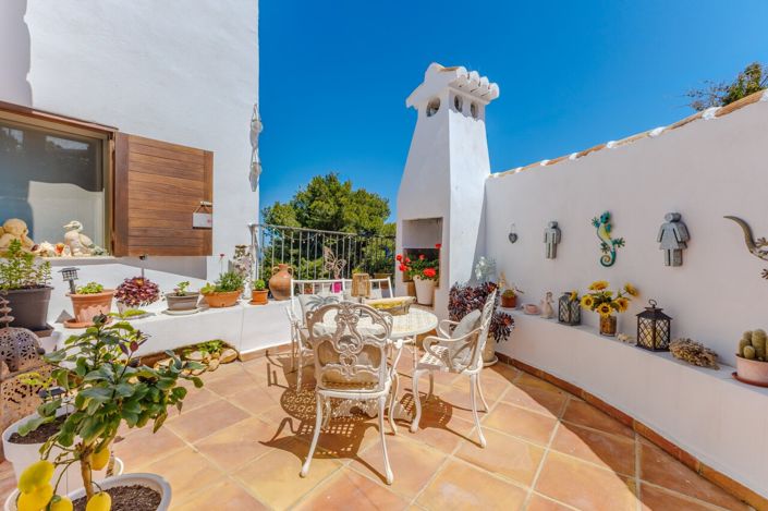 Image No.38-4 Bed Villa for sale