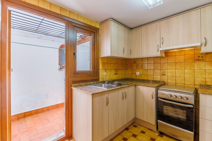 Image No.21-3 Bed Apartment for sale