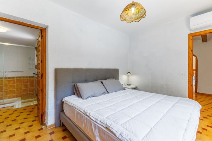 Image No.23-3 Bed Apartment for sale