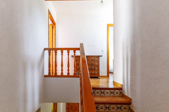 Image No.27-3 Bed Apartment for sale