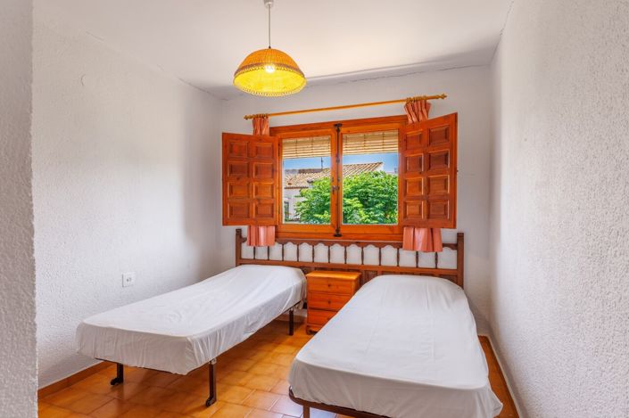 Image No.28-3 Bed Apartment for sale
