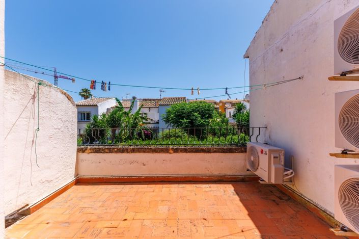 Image No.34-3 Bed Apartment for sale