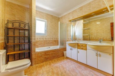 2006-villa-for-sale-in-javea-52904-large