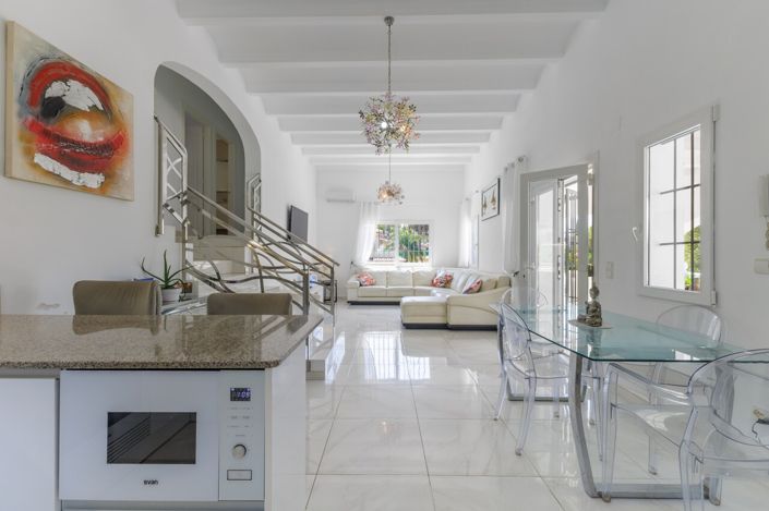Image No.18-3 Bed Villa for sale