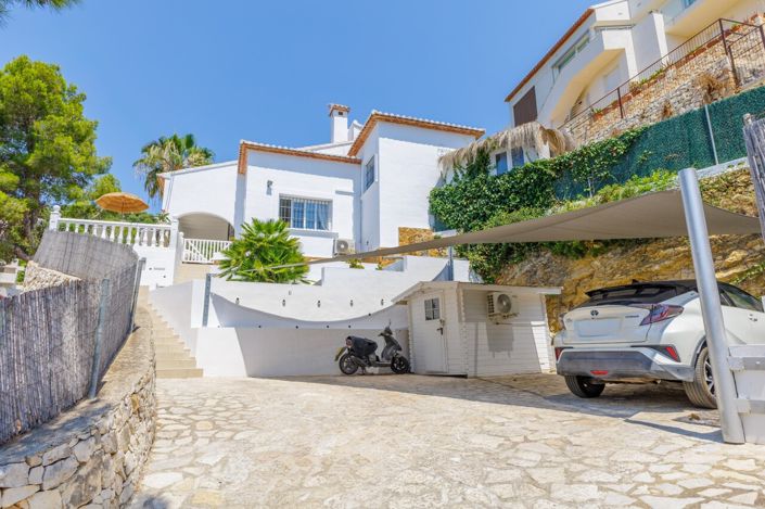 Image No.42-3 Bed Villa for sale