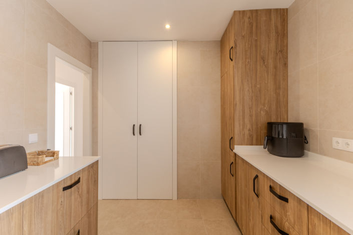 Image No.18-3 Bed Apartment for sale