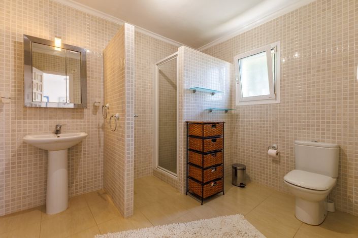 Image No.24-5 Bed Villa for sale