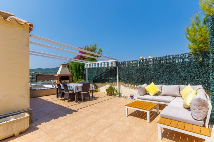 Image No.42-5 Bed Villa for sale