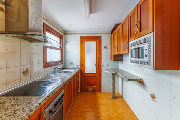 Image No.18-2 Bed Apartment for sale
