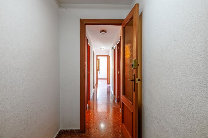 Image No.22-2 Bed Apartment for sale