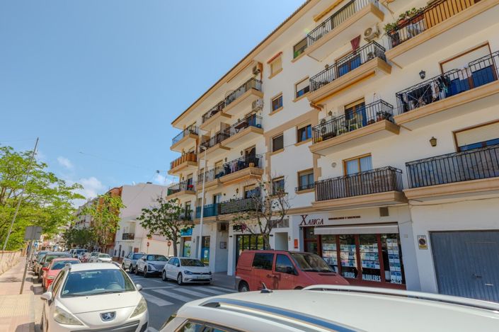 Image No.26-2 Bed Apartment for sale