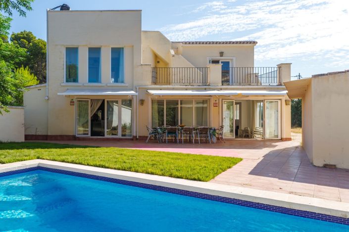 Image No.2-7 Bed Villa for sale