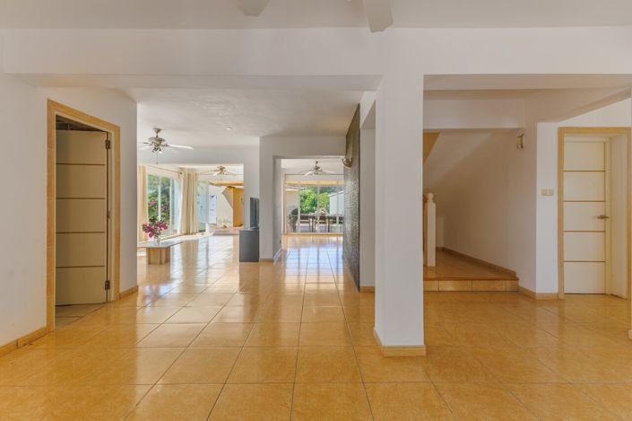 Image No.22-7 Bed Villa for sale
