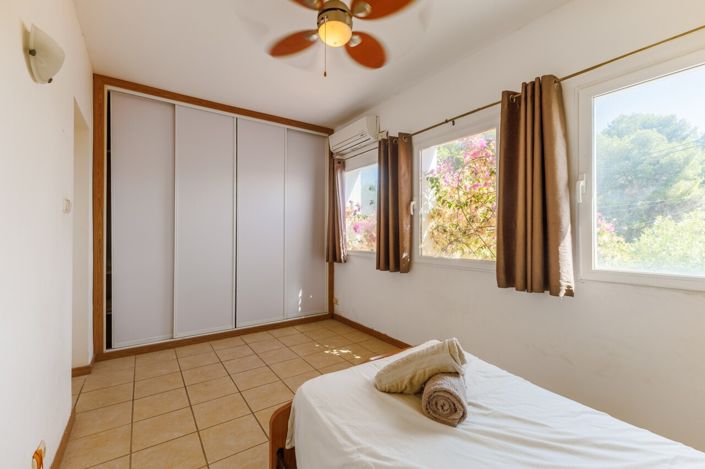 Image No.37-7 Bed Villa for sale