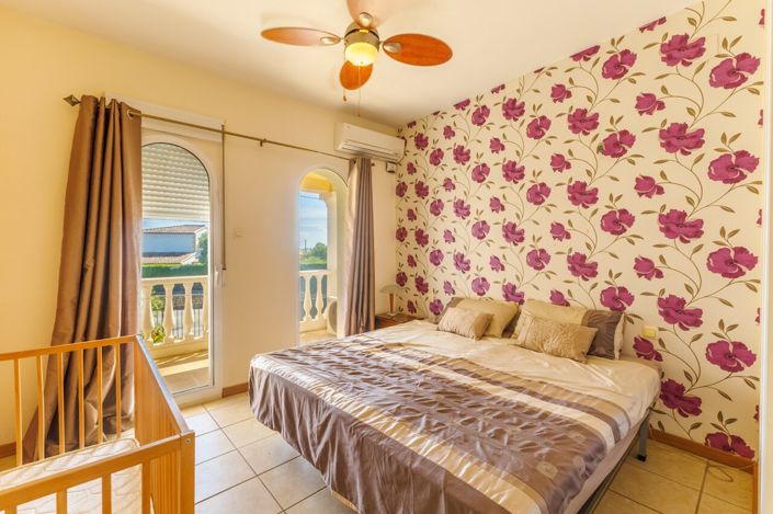 Image No.38-7 Bed Villa for sale