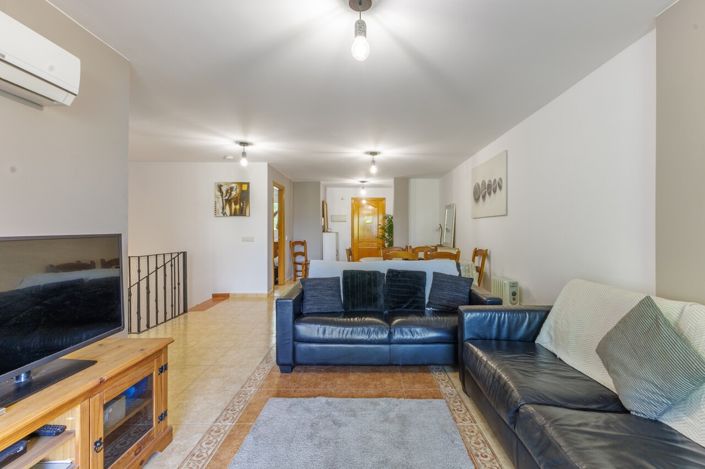 Image No.11-3 Bed Apartment for sale