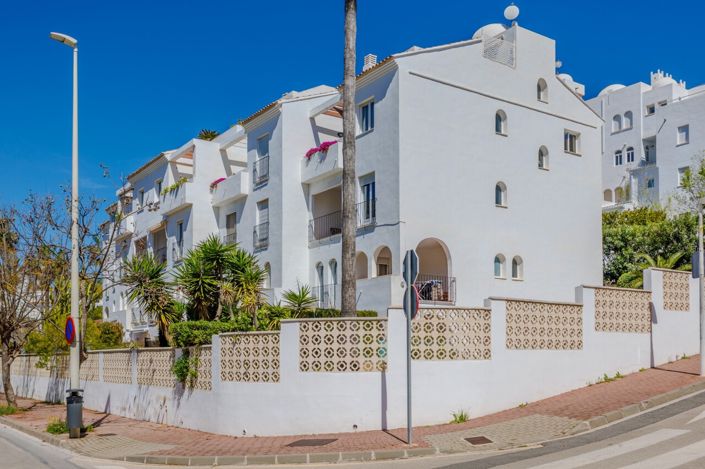 Image No.43-3 Bed Apartment for sale