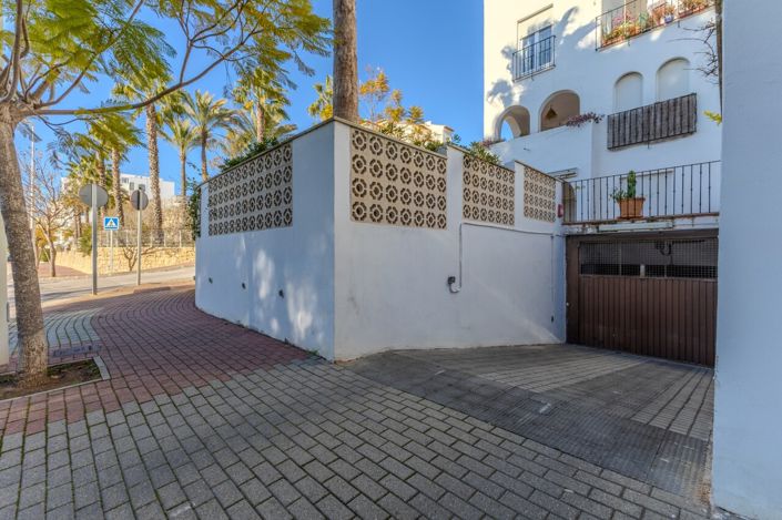 Image No.45-3 Bed Apartment for sale