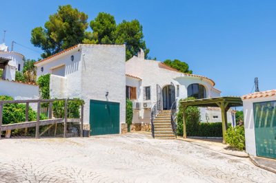 2006-villa-for-sale-in-javea-52915-large
