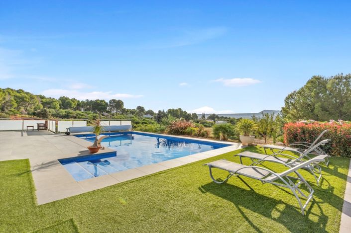 Image No.26-5 Bed Villa for sale