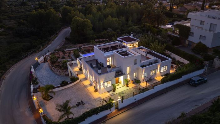 Image No.28-5 Bed Villa for sale