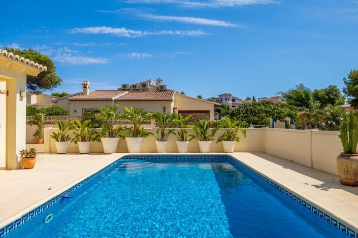Image No.36-3 Bed Villa for sale