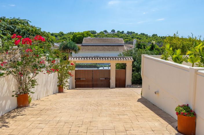 Image No.44-3 Bed Villa for sale