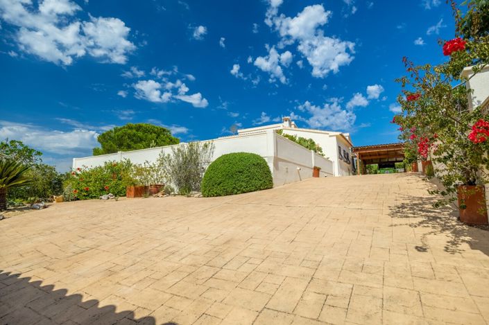 Image No.45-3 Bed Villa for sale