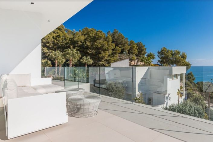 Image No.3-4 Bed Villa for sale