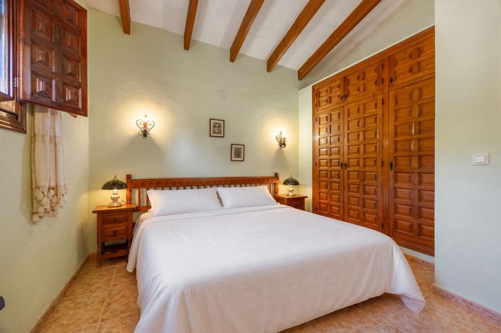 Image No.28-3 Bed Villa for sale